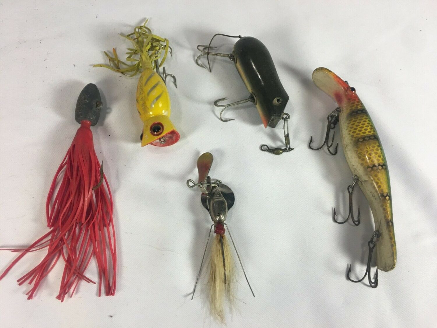 Lot of 6 Vintage Fishing Lures Includes Hula-Popper Alaskan Plug Mouse Etc