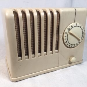 Silvertone Model 4503 Radio Vintage Tube Plaskon Catalin Desktop AM with Antenna Tune In