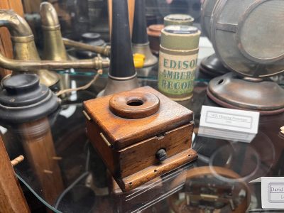 David Edward Hughes created the loose contact carbon mic in 1878. This revolutionary invention was not patented, he freely gave it to the world.